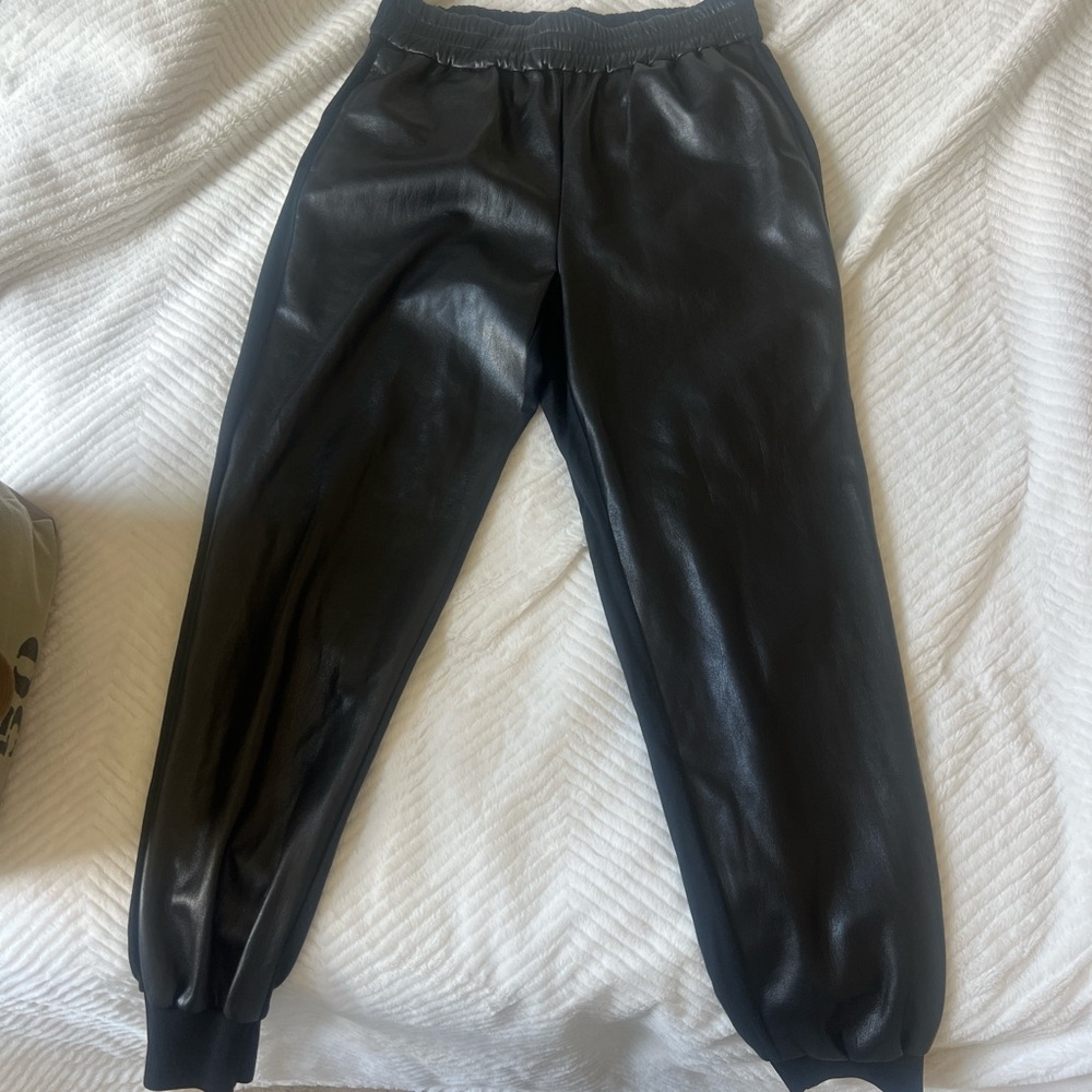 Alice + Olivia Black Joggers